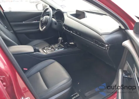 2025 Mazda Cx-30 2.5 S Preferred Package z USA, uszkodzony, nr VIN 3MVDMBCM1SM775678